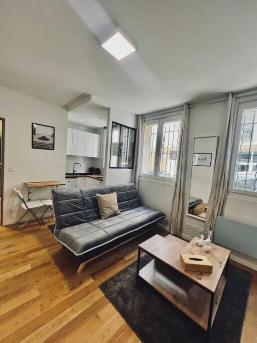 Tres Beau Studio Refait A Neuf 2 Apartment Saint-Ouen  ภายนอก รูปภาพ