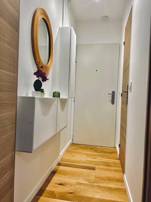 Tres Beau Studio Refait A Neuf 2 Apartment Saint-Ouen  ภายนอก รูปภาพ