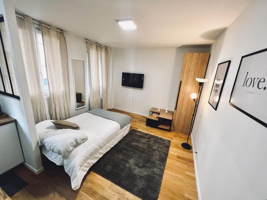 Tres Beau Studio Refait A Neuf 2 Apartment Saint-Ouen  ภายนอก รูปภาพ