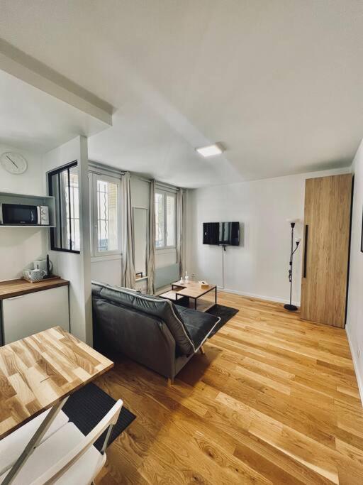 Tres Beau Studio Refait A Neuf 2 Apartment Saint-Ouen  ภายนอก รูปภาพ